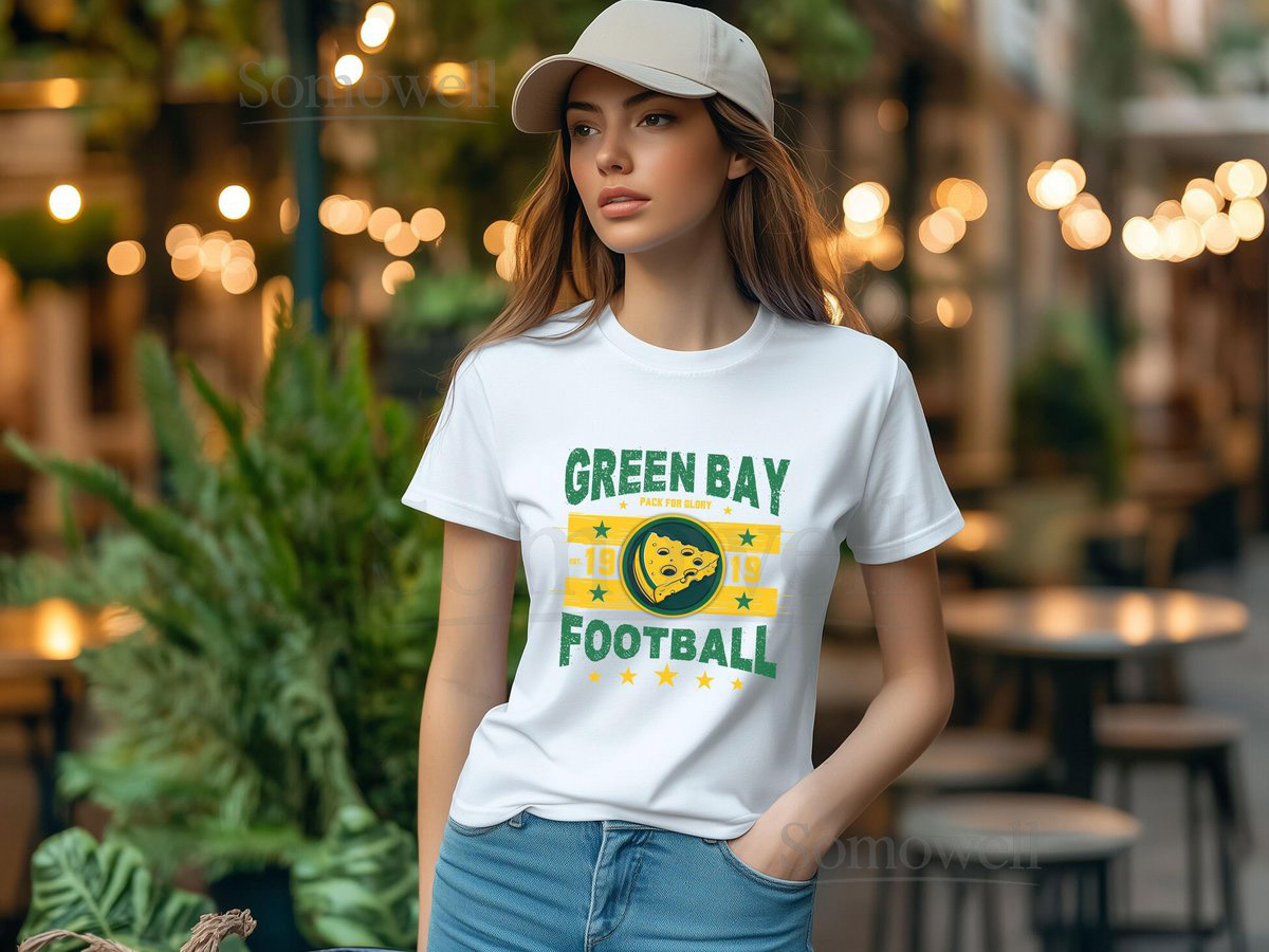 Green Bay Football Vintage T-Shirt Retro Packer Shirt Unisex Game Day Gift Green Bay Fan Gear Football Fan Gift_437