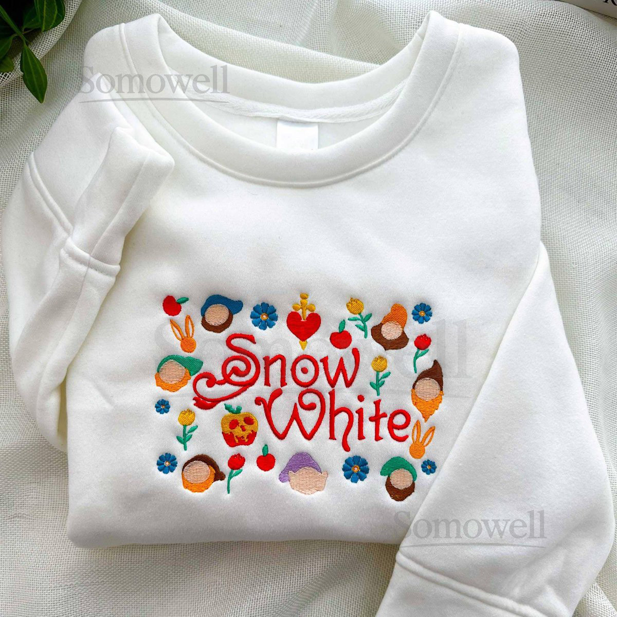 Snow White Embroidered Sweatshirt Disney Princess Embroidery Hoodie Snow White Cartoon Shirt Disneyworld Shirt Disneyland Shirt_149