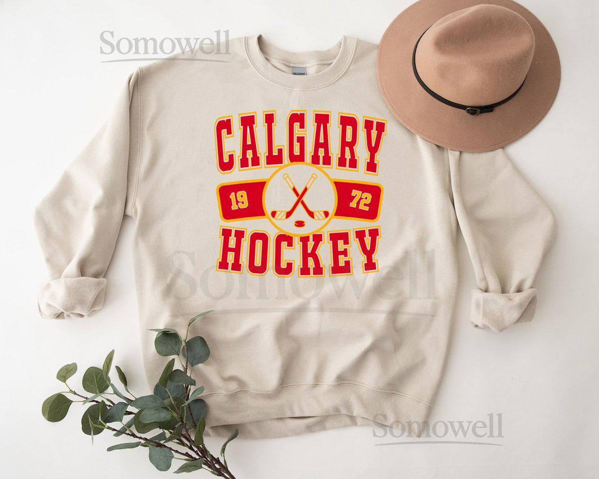 Retro Calgary Flame Sweatshirt Distressed Crewneck Throwback T-Shirt Vintage Hoodie Game Day Gift For Ice Hockey Fan_95