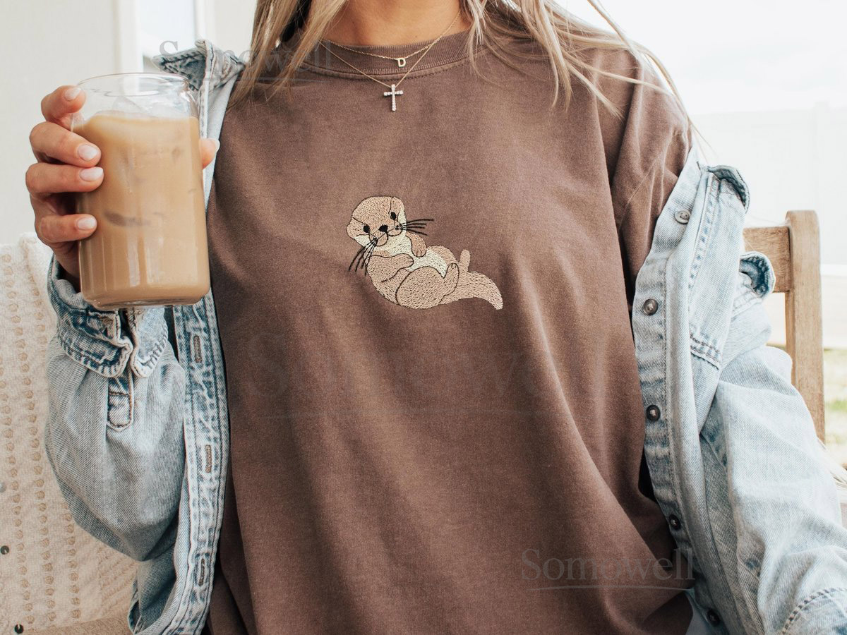 Embroidered Otter Comfort Colors T-Shirt Marine Life Tee_88