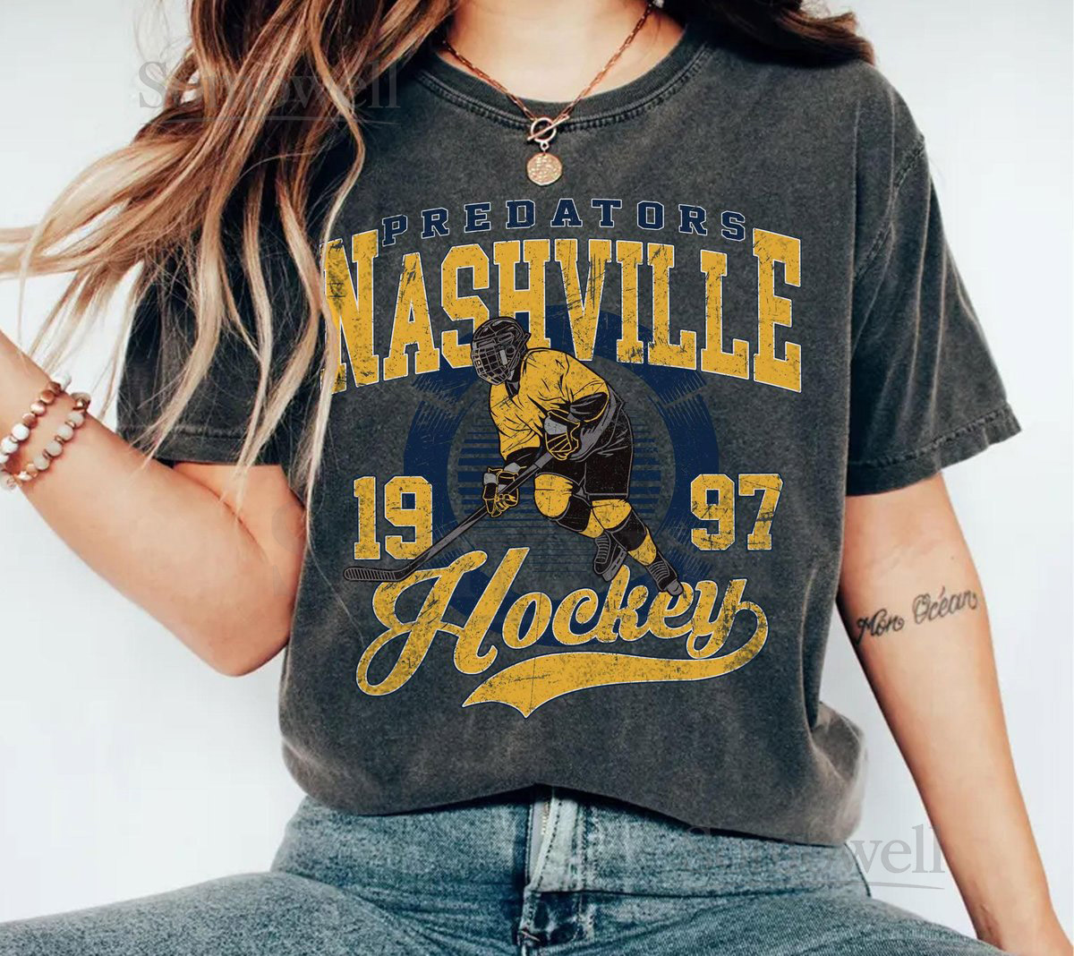 Comfort Colors Vintage Nashville Predator T-Shirt Predator T-Shirt Hockey Fan T-Shirt Retro Nashville Ice Hockey T-Shirt Nashville 1997_112