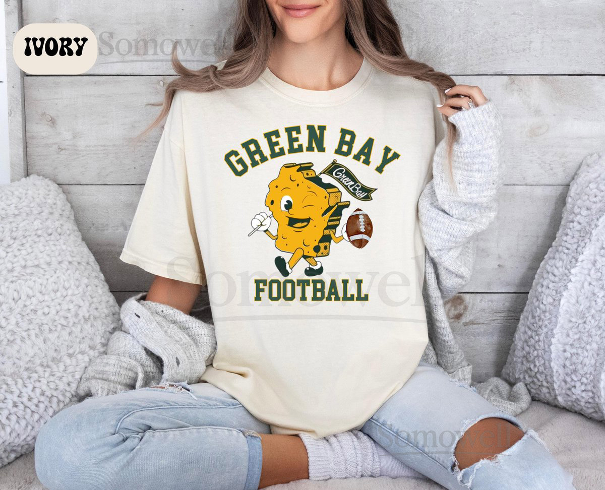 Green Bay Football Shirt Comfort Colors Retro Style Pack Fan Tshirt Game Day Football T-shirt Football Fan Gift Vintage Green Bay Tee_398