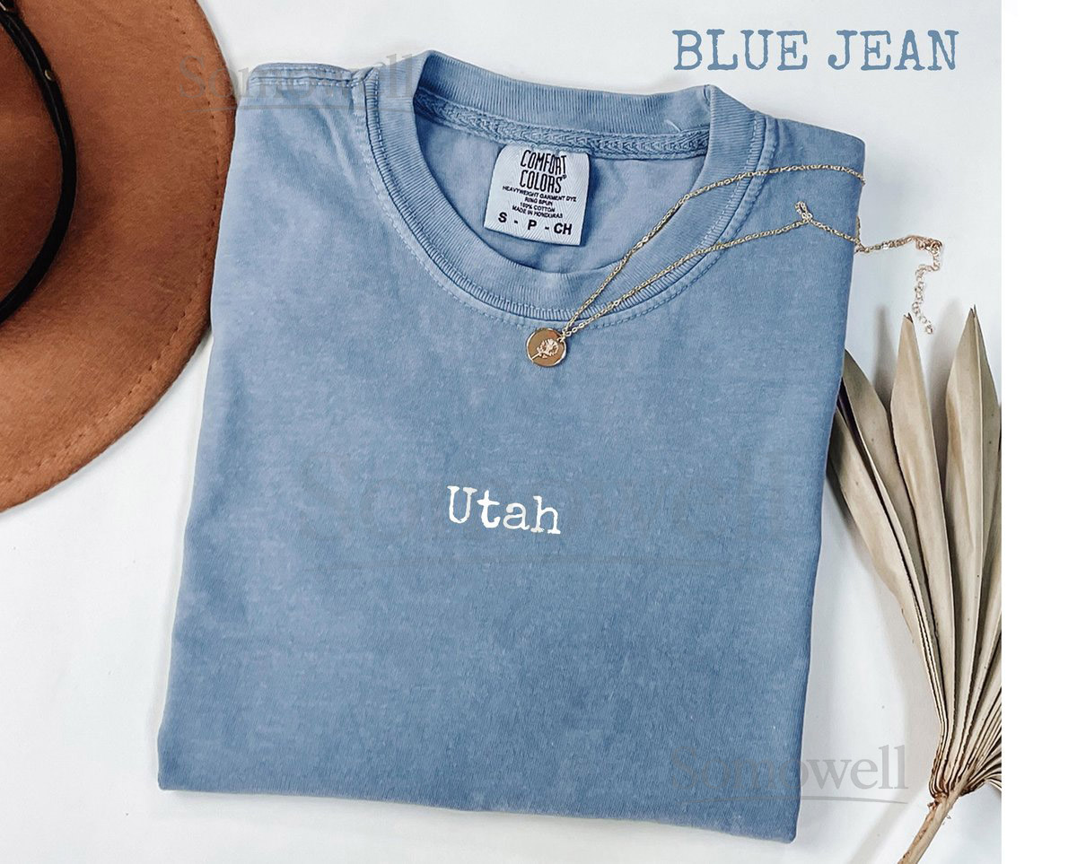 Comfort Colors Utah Graphic T-Shirt Red Rock Tee Desert Travel Gift for Her Utah State Shirt for Women_106