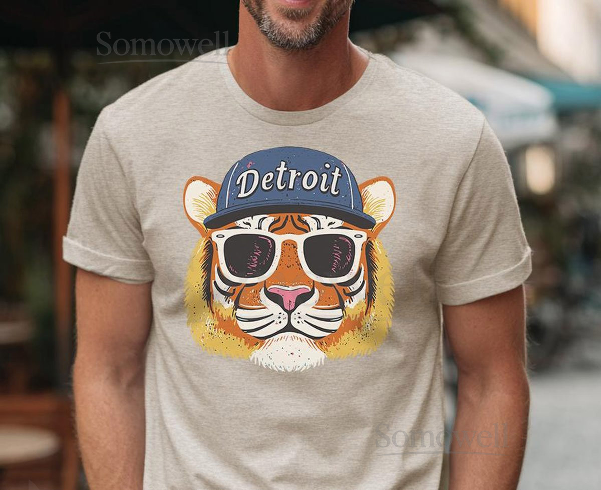 Vintage Detroit Tiger T-Shirt Michigan Pride Graphic Tee_901