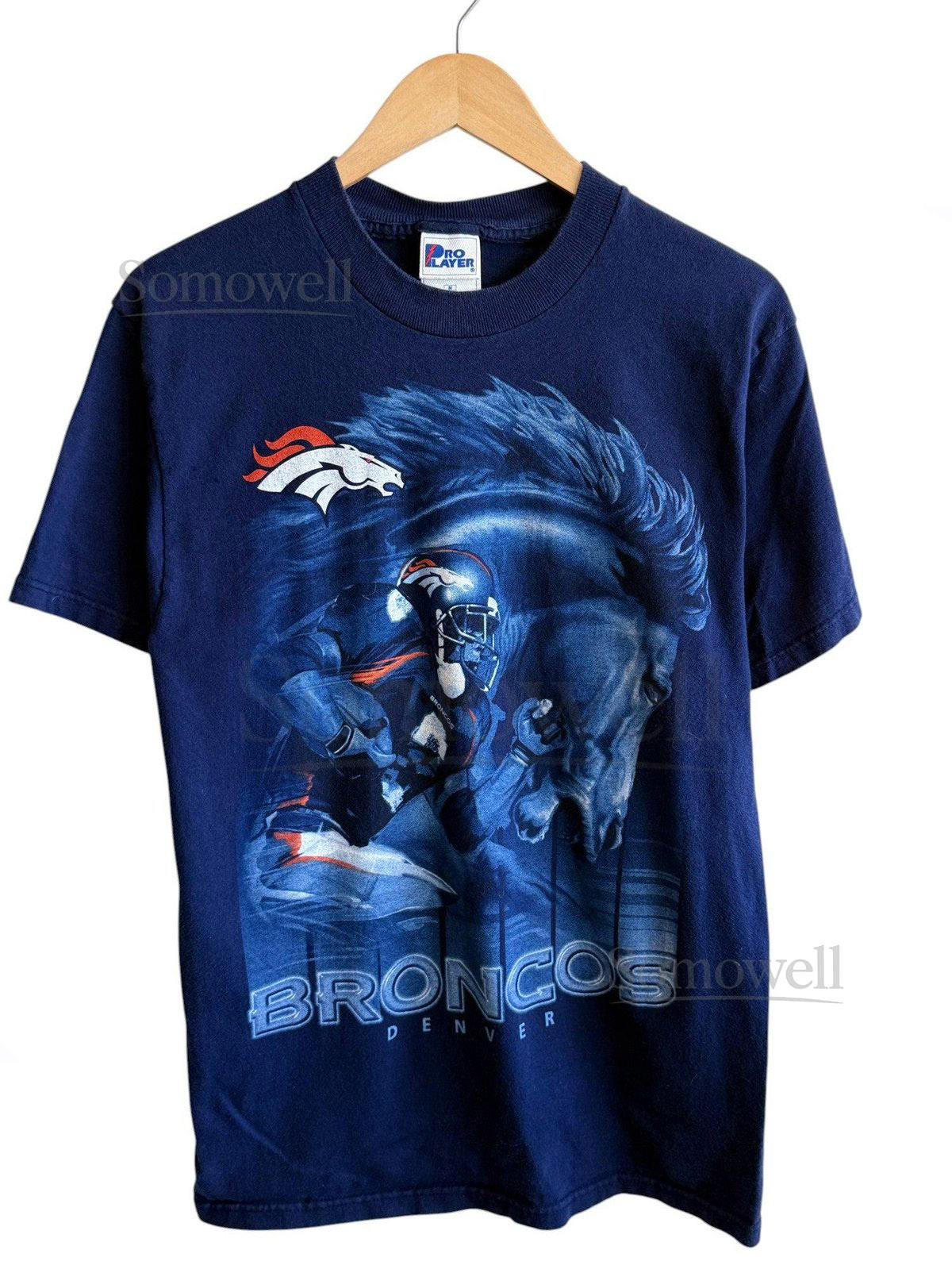 Vintage Y2K Denver Broncos Big Print NFL Logo Tee Size Medium_605