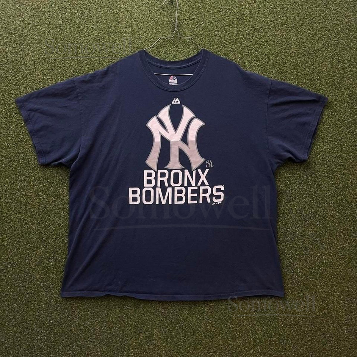 Majestic New York Yankees Bronx Bombers Graphic Tee Shirt_593
