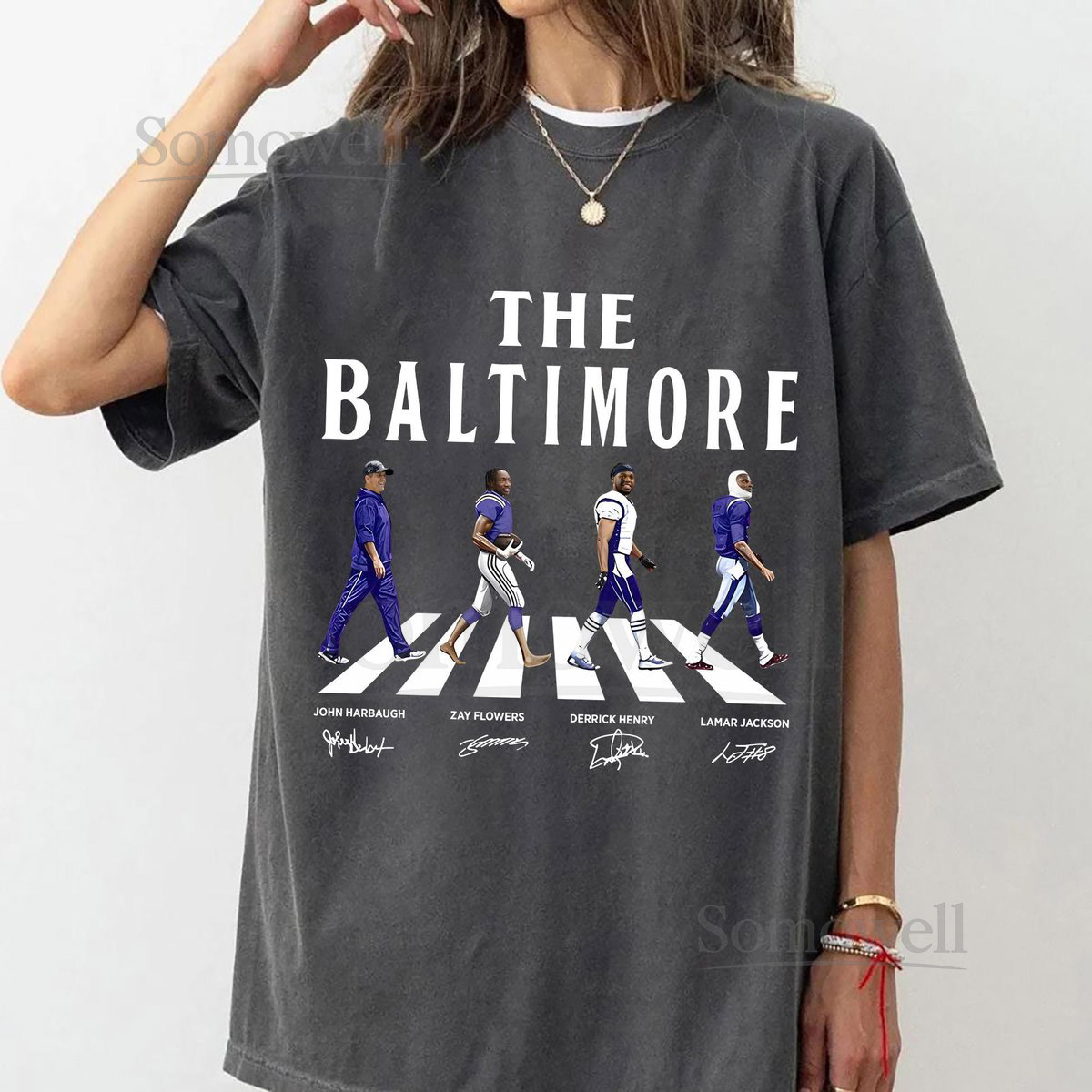 Baltimore Walking Road Signatures Football Shirt Derrick Henry Lamar Jackson Zay Flowers john harbaugh Baltimore Football Shirt_174