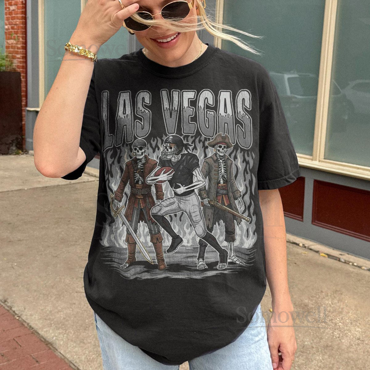 Vintage Las Vegas Football T-Shirt Retro Raiders Football Tee Old School Sunday Game Day Shirt Raiders Fan Gift Apparel_808