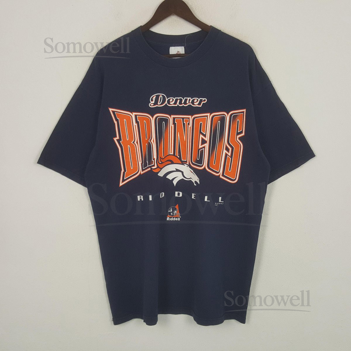 Vintage Denver Broncos NFL Tshirt_586