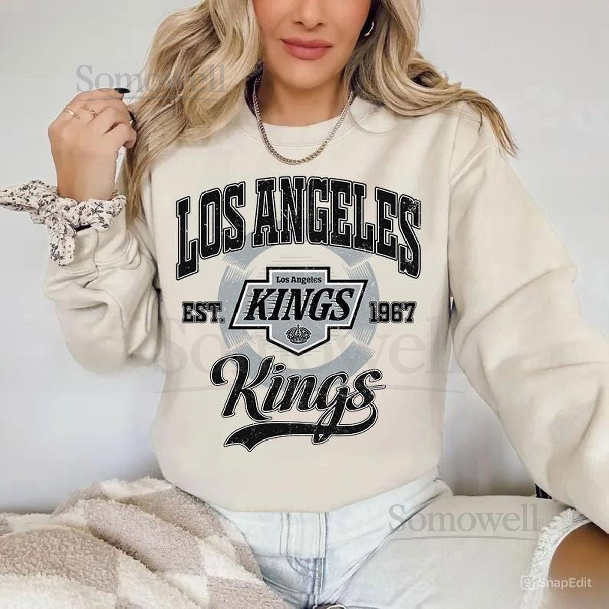 Los Angeles King Sweatshirt Vintage Los Angeles hockey shirt Los Angeles Hockey Crewneck Kings Hockey youth sweater Hockey Fan gift_78