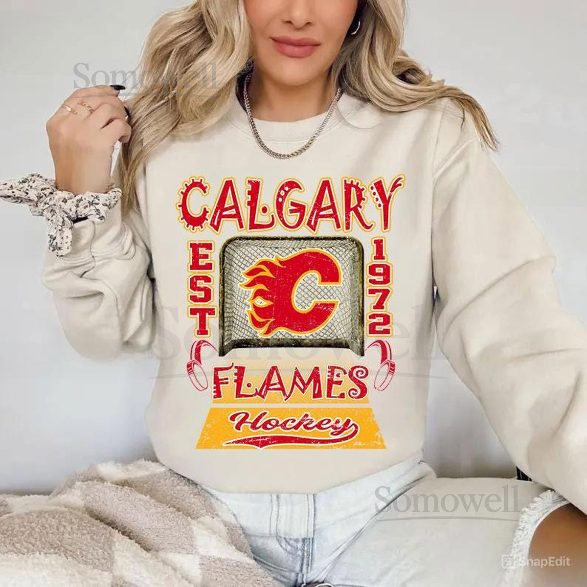Calgary Flames Hockey SweatshirtVintage Graphic TeeHockey Gift For Fan Sweat-Aldult-Youth TshirtRetro Hoodie HJk8_20