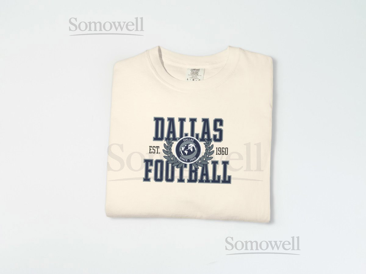 Dallas Football Shirt Comfort Colors 1717 Vintage Collegiate Crest Football Mom Game Day Tee Retro Graphic Football Season_226