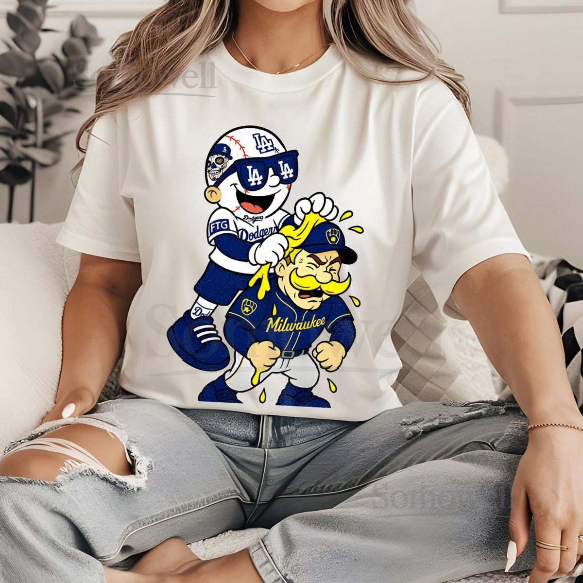 Los Angeles Dodgers bullying Milwaukee Brewers MLB Baseball funny meme shirt Streetwear Style Everyday Fashion_621