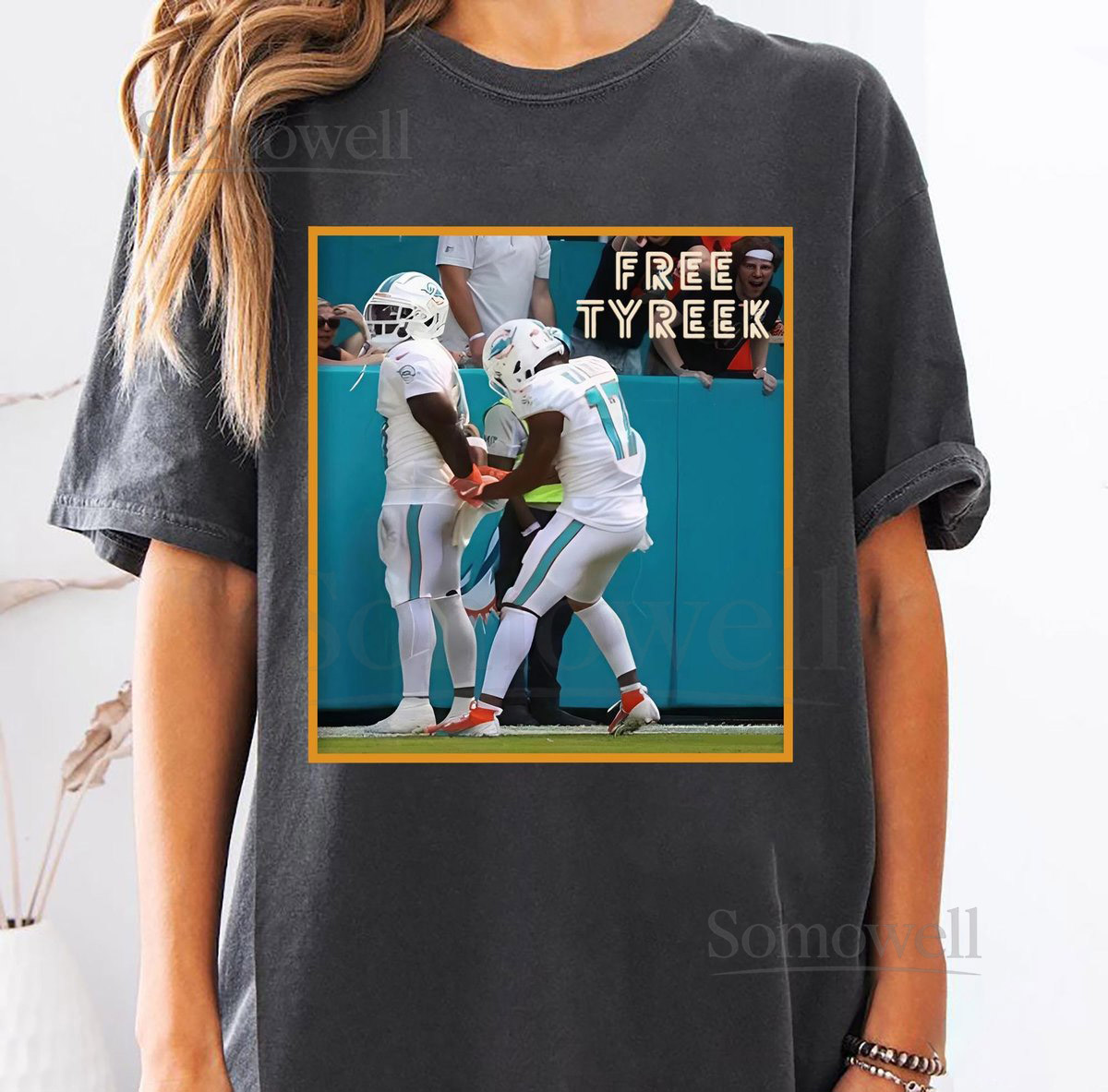 Free Tyreek Hill Vintage 90s Football Shirt Miami Dolphins Free Tyreek Hill Youth Shirt Miami Dolphins Football Shirt_317
