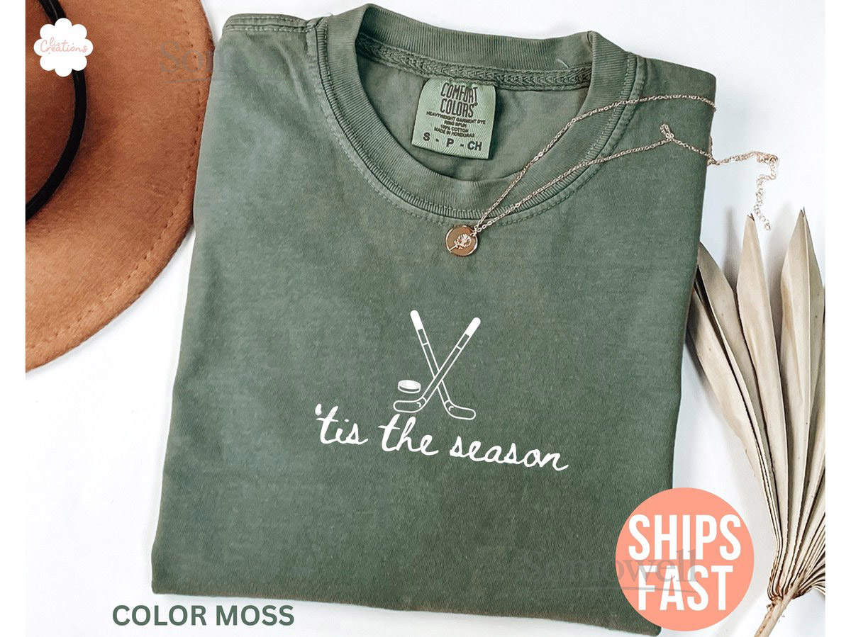 Comfort Colors Tis The Season Hockey Shirt Women's Hockey Mama T-shirt for Game Day Hockey Tee Sports Mom Shirt Ice Hockey Player Gifts_103