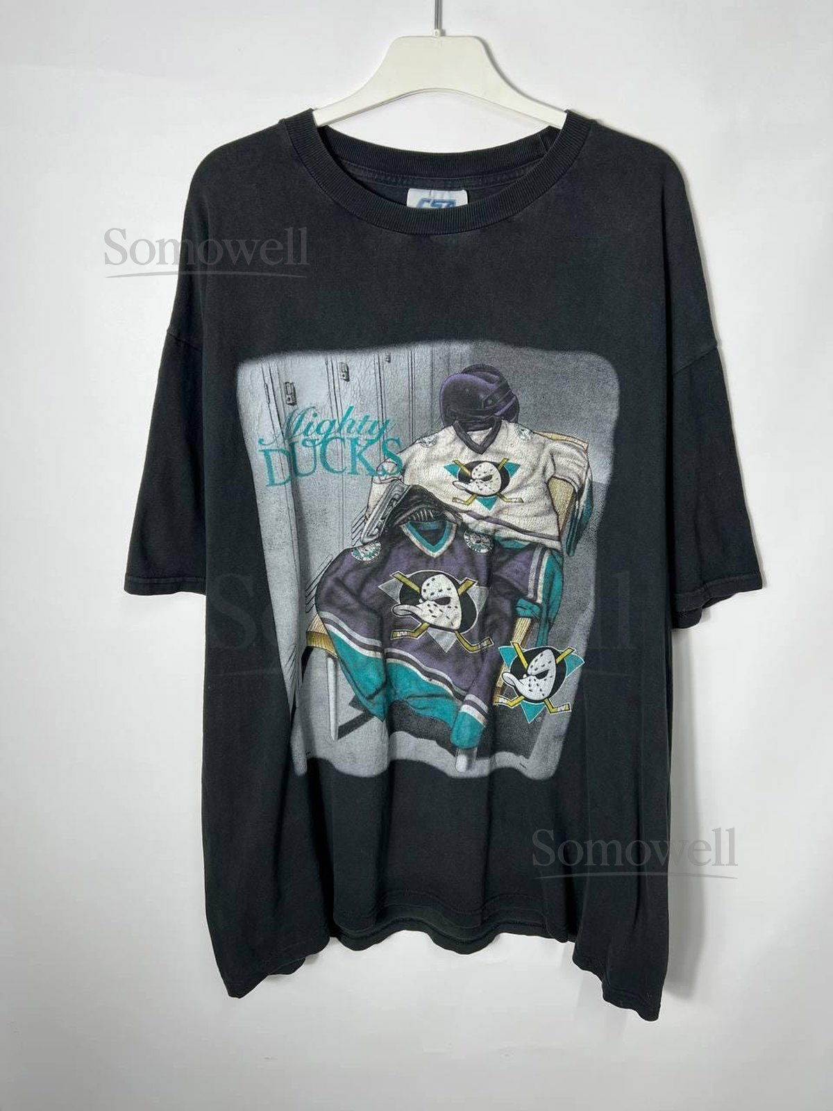 Vintage sportswear NHL Mighty Duck 90s Hockey T-shirt_755