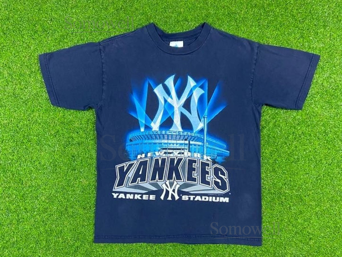 Vintage New York Yankees Stadium T Shirt Tee Tour Champ Medium 90s MLB Baseball Bronx 1990s NY M Derek Jeter_510