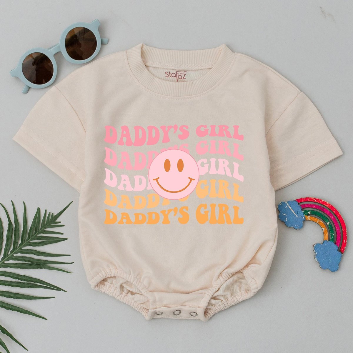 Daddys Girl Retro Romper Wavy Text Baby Girl Bodysuit Fathers Day or Baby Shower Gift Newborn Girl O