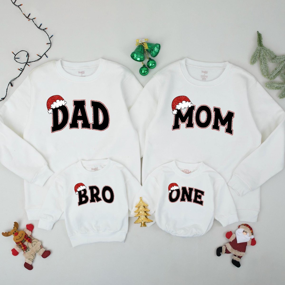 Family Matching Christmas Sweatshirts Custom Holiday Outfits with Santa Hats Personalized Xmas Sweat 436