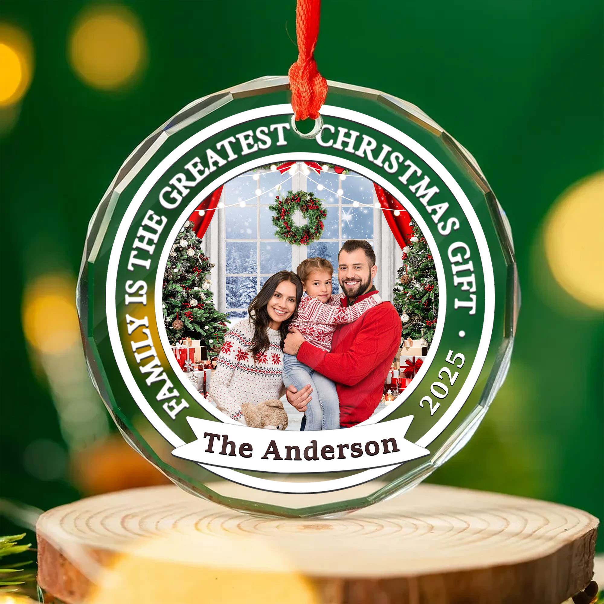 Personalized Family Photo Ornament - Faceted Glass with Wreath - Christmas Gift for Parents & Grandparents 2025-GLO-T7L8D