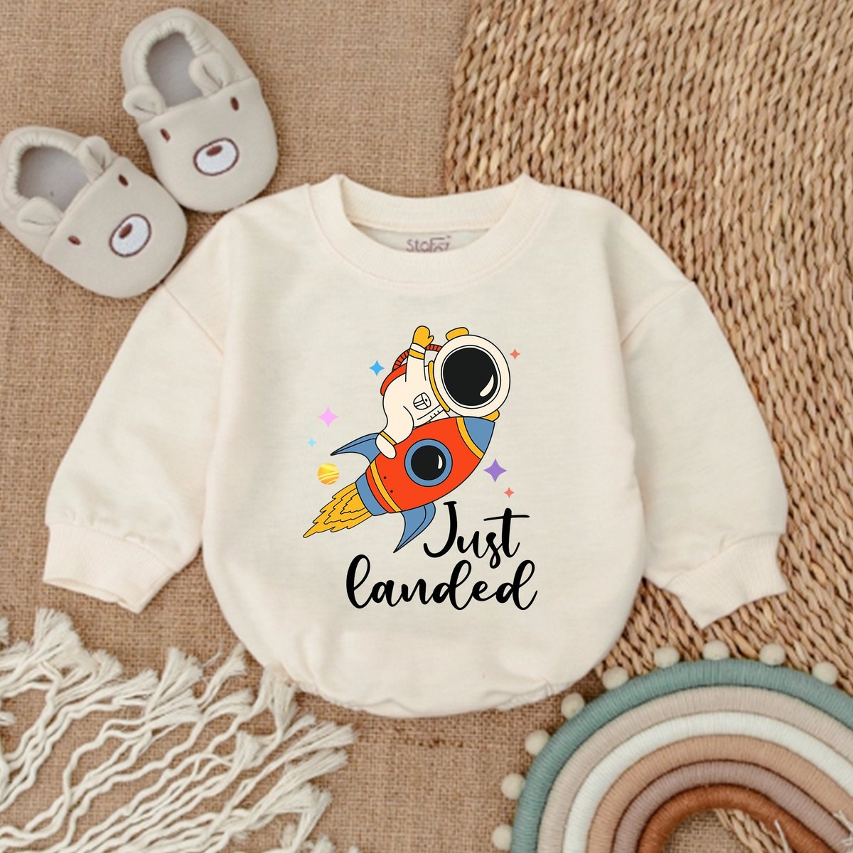 Just Landed Baby Bodysuit Space ship Baby Bodysuit Astronaut Baby Romper Baby Shower Gift Newborn Cl